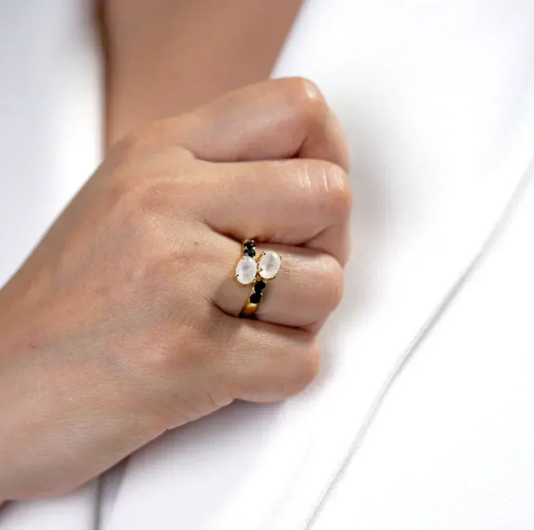 handmade-moonstone-and-black-onyx-ring-la-tatva-4 - LA TATVA